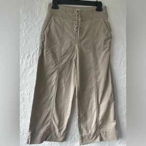 Gap high rise lace up wide leg khaki ankle pants, side zip; size 2P